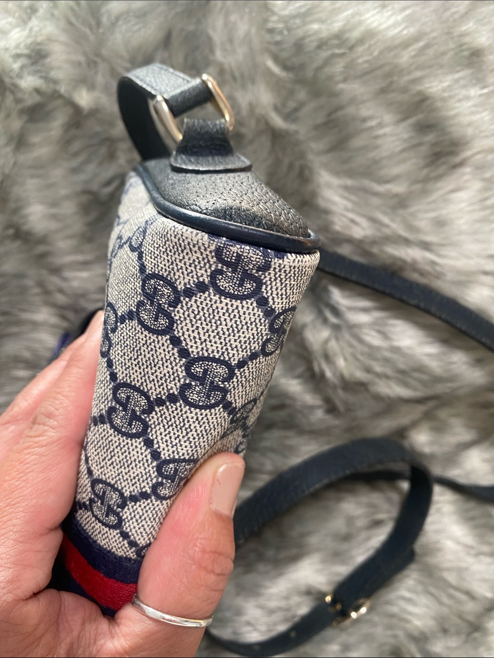 Gucci Beige GG Supreme Canvas Crossbody with Red & Blue Web - Picture 9 of 13